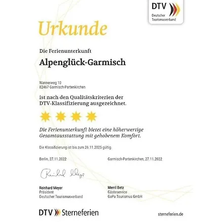 Vakantiehuis Alpengeluk - *
